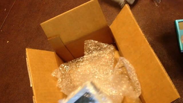 Unboxing of two iPod minis смотреть онлайн