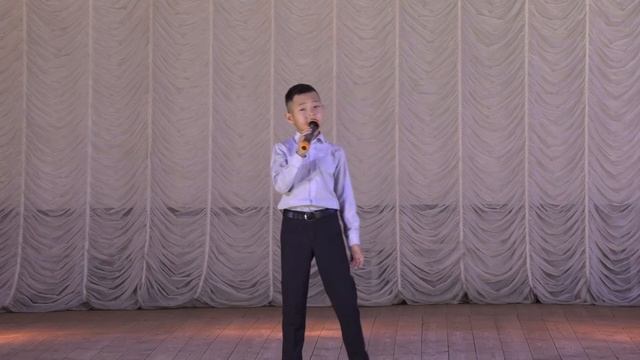 Манжуев Станислав 9 лет песня" Мамины руки" Баяндаевский район с.Баяндай смотреть онлайн