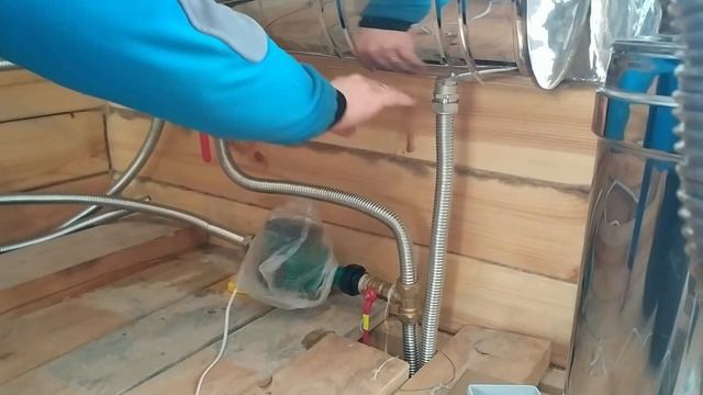 Водяное отопление от теплообменника на дымоходе банной печи смотреть онлайн