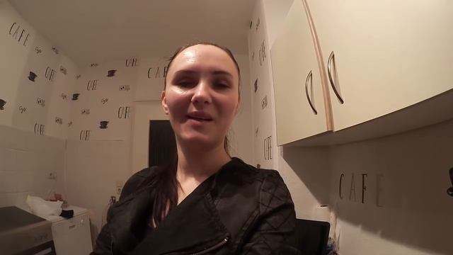 завалила тест /В школу на праздник смотреть онлайн