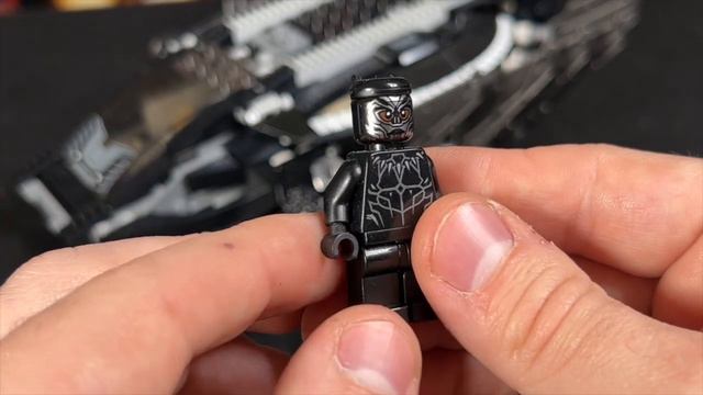 REVIEW: LEGO Black Panther ROYAL TALON FIGHTER ATTACK Set 76100 смотреть онлайн