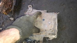 Как снять щиток стартера на Нива Шевроле с кондиционером.