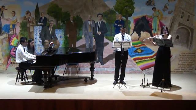 Camille Saint-Saëns: Tarantella op.6 (flute, clarinet and piano) смотреть онлайн