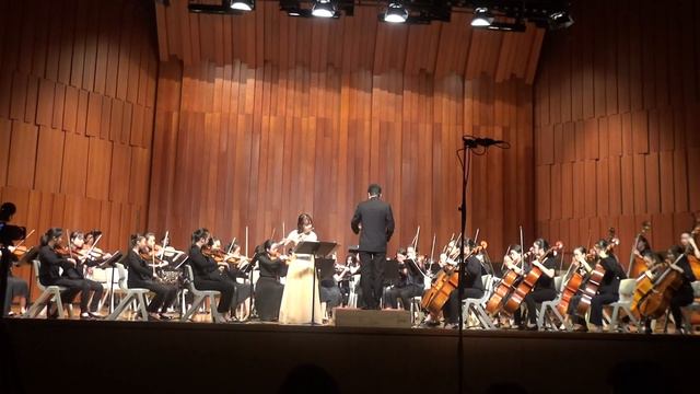 Flute Concerto, 3rd movement, by Jacques Ibert | Isabella Qian смотреть онлайн
