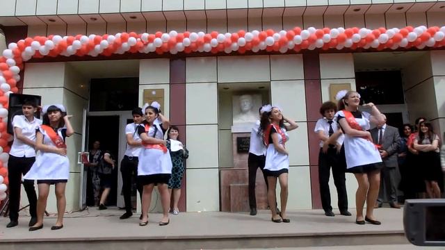ПОСЛЕДНИЙ ЗВОНОК 2013 .ШКОЛА 145. БАКУ смотреть онлайн