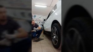 Установка порогов на Mercedes 166 кузов