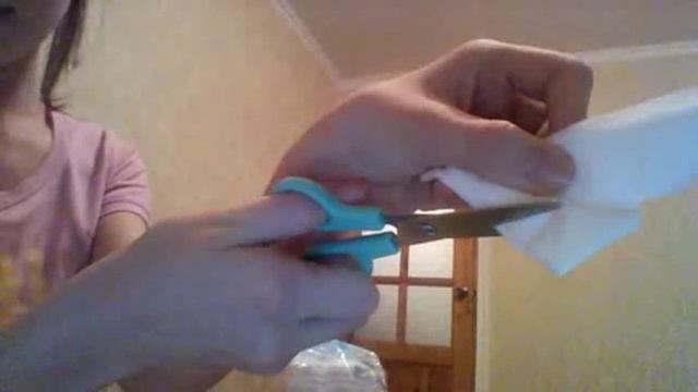 делаем снежинку(из салфеток) смотреть онлайн