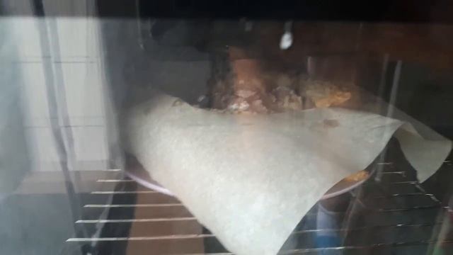 ЧТО ДЕЛАТЬ ЕСЛИ ПИРОГ С ФРУКТАМИ СЫРОЙ ВНУТРИ 2 часть! смотреть онлайн