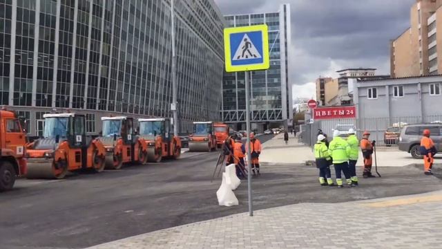 Готовим новое автопутешествие.У Киевского вокзала и в метро смотреть онлайн