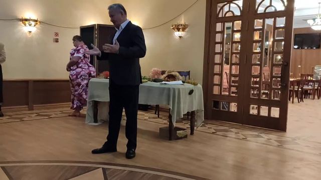 Поздравление с 8 марта от директора. Театр драмы им. В. Савина смотреть онлайн