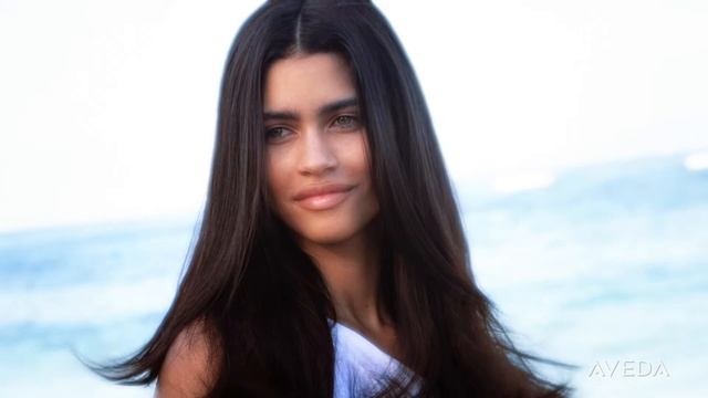 Разглаживающая маска для волос Smooth Infusion смотреть онлайн