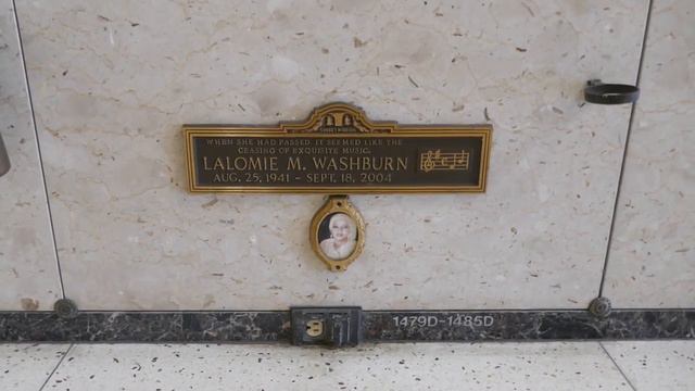 Singer Lalomie Washburn Grave Inglewood Cemetery Los Angeles California USA July 13, 2022 смотреть онлайн