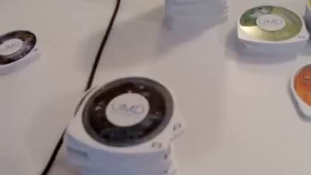 PSP 3000 - (USA) PlayStation Network and PSP Go UMD rant. смотреть онлайн