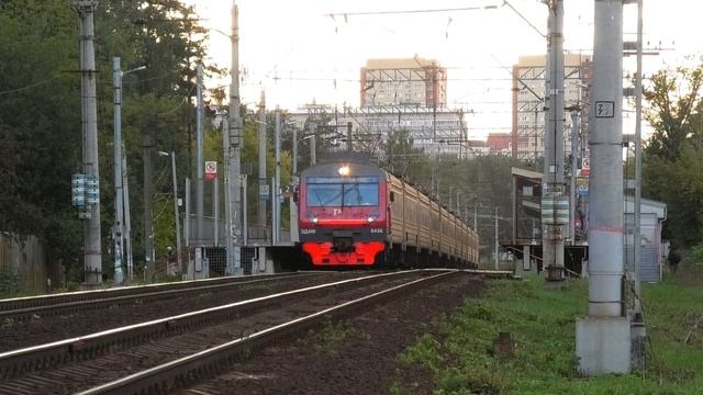 ЭД4М-0456 сообщением Москва - Щелково делает остановку на о.п. Валентиновка смотреть онлайн