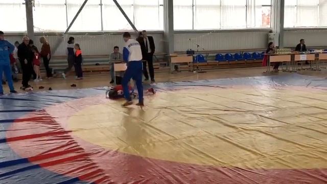 Борисов Богдан Первые соревнования смотреть онлайн