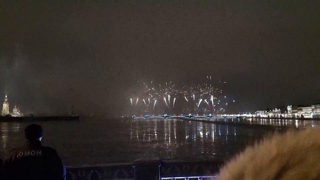 Предновогоднее шоу фейерверков. СПБ 30.12.2016 ( Смотреть в 4К !!! ) смотреть онлайн