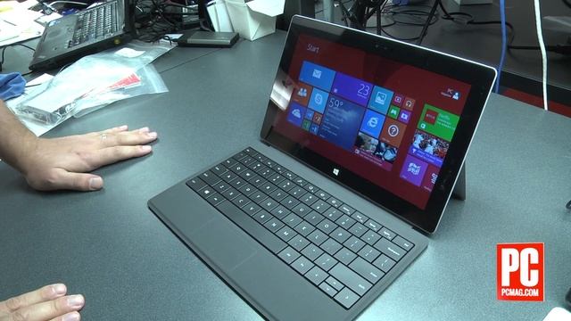 Hands On: Microsoft Surface 2 смотреть онлайн