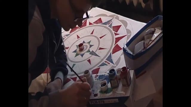 Трафаретная ручная роспись "Роза ветров" смотреть онлайн