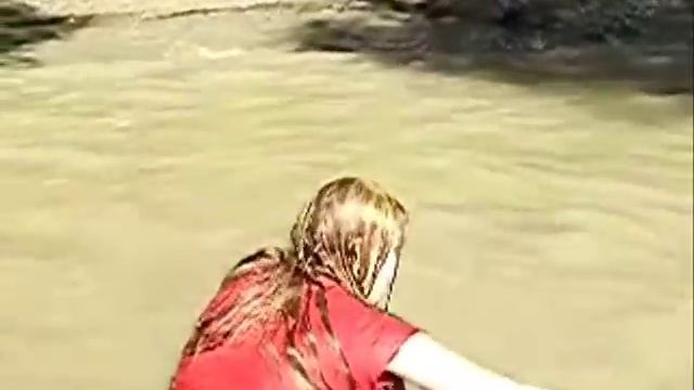 girl wet jeans in river 2 смотреть онлайн