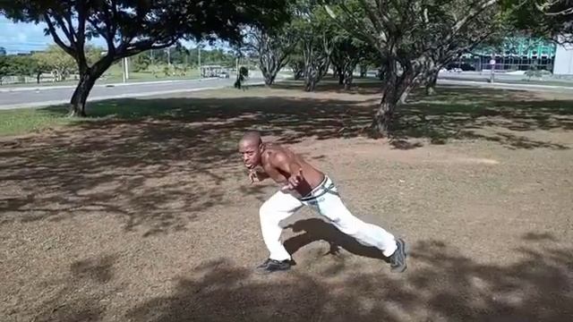 sim, zum, zum...capoeira mata um!!! смотреть онлайн