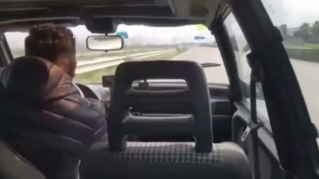 Fiat uno turbo vs abarth 595 with body touch смотреть онлайн