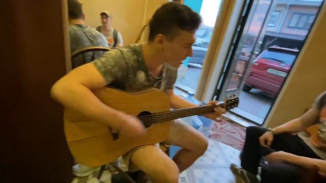 Влад пришел в гости. Автор песни, исполнитель. Май 2024г. смотреть онлайн