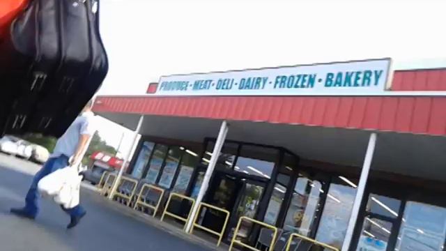 Muslim Man Accepts Holy Scriptures смотреть онлайн