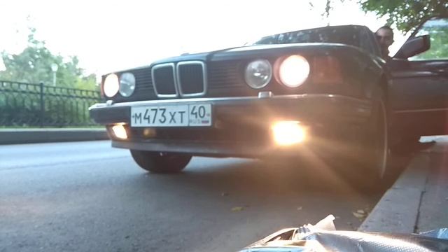 BMW E32 омыватель фар и птф | headlight and fog lights washer смотреть онлайн