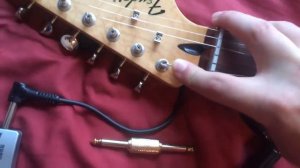 How to change strings on Kluson Tuners