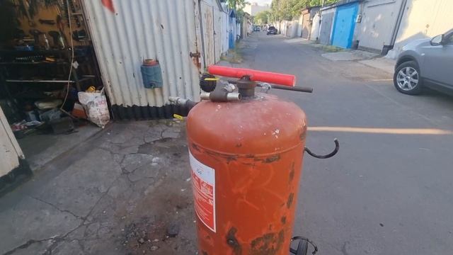 Пескоструйный аппарат на 100л с огнетушителя