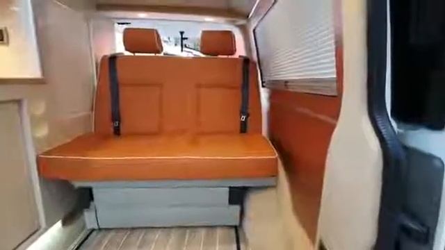 Volkswagen Transporter Campervan LWB Bike van смотреть онлайн