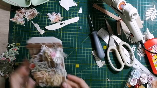 Процесс работы над тегом, скрапбукинг. смотреть онлайн