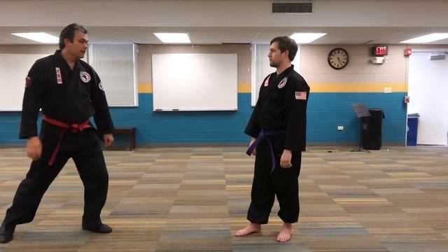Defense Against Wrist Grabs смотреть онлайн