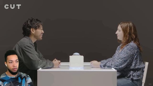 You Want $1 Mimosas???? The Button React смотреть онлайн