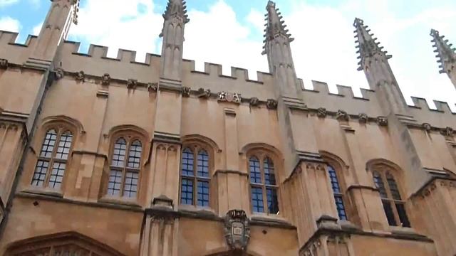 Sheldonian Theatre - University of Oxford смотреть онлайн