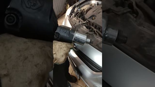 Свечу засрало смотреть онлайн