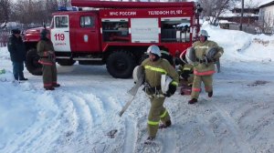 Норматив 1.11. Боевое развёртывание отделения с подачей 2 ручных стволов от магистральной линии.