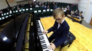 И.С.Бах Маленькая прелюдия №1 C-dur  из цикла Шесть маленьких пьес / Амир Галеев