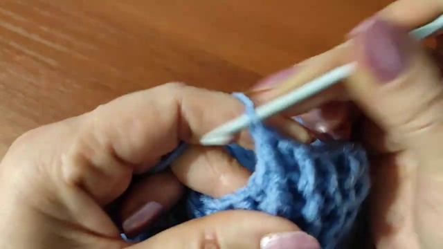 Тёплая шапка рельефными столбиками крючком 2часть Подробное видео для начинающих смотреть онлайн