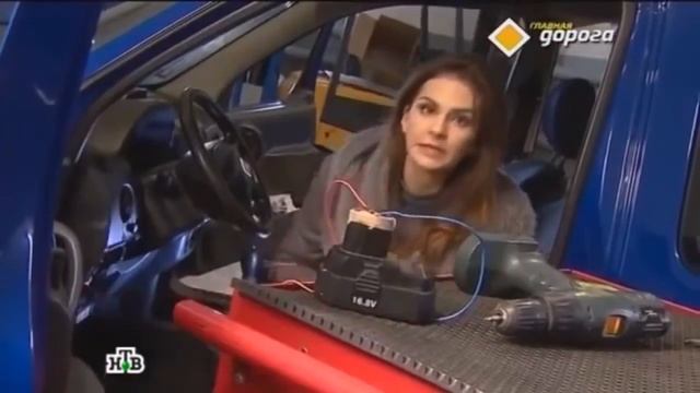 Как завести машину с помощью шуруповерта смотреть онлайн