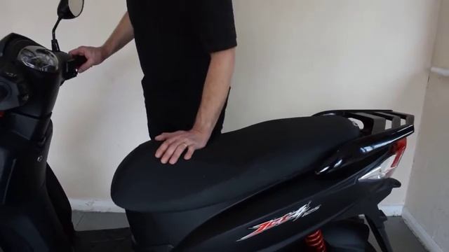 Rev Bomb - Eclipse Motorcycles, Bletchley, Milton Keynes. - SYM Jet 4 смотреть онлайн