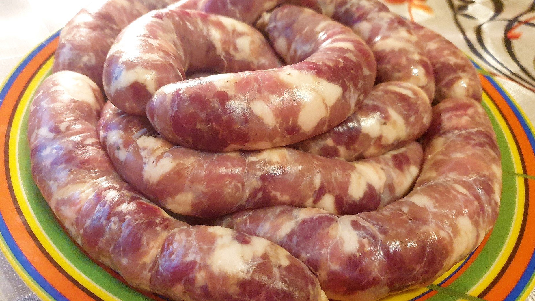 Домашняя КОЛБАСА - вкусный РЕЦЕПТ ИЗ ДЕТСТВА. Сочные домашние колбаски (купаты). смотреть онлайн