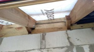 Ремонт на даче. Строим крышу из металлопрофиля и перекрытие. Двухскатная крыша с холодным чердаком.