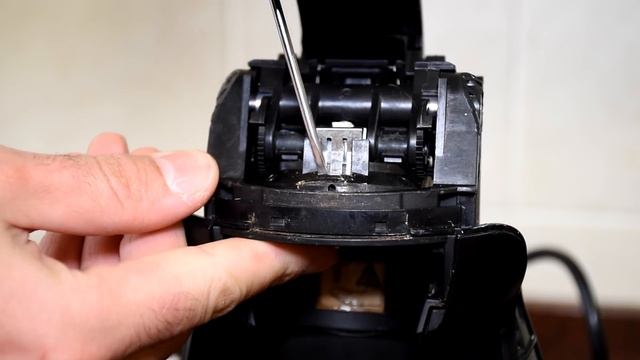 Reparando Dolce Gusto // Dolce Gusto Repairing