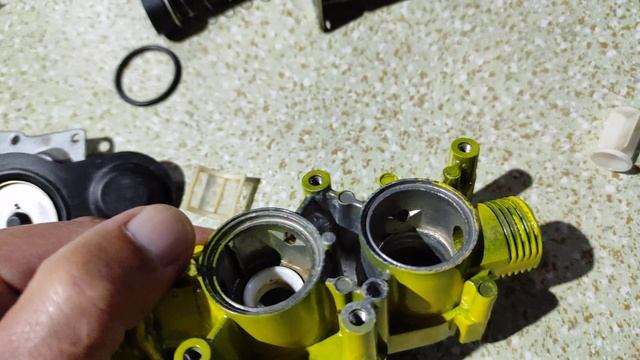 Ремонт котла Proterm. Сборка газового регулятора HoneyWell смотреть онлайн