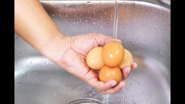 ЧТО НУЖНО БОЯТЬСЯ ПРИ ВЫБОРЕ ЯИЦ  КАК ПРАВИЛЬНО ВЫБРАТЬ КУРИНЫЕ ЯЙЦА