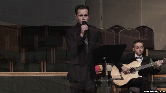 Пение «Милосердный Отец» — Пётр Чепель