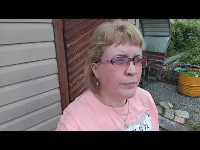 На огороде не долго, так как жа-р-ко.. смотреть онлайн