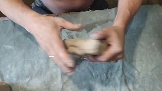 Уроки лепки из глины с Аркадием Чудаковым. Первый урок "Подготовка глины" смотреть онлайн