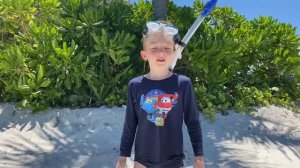 Учимся плавать с маской, трубкой и ластами